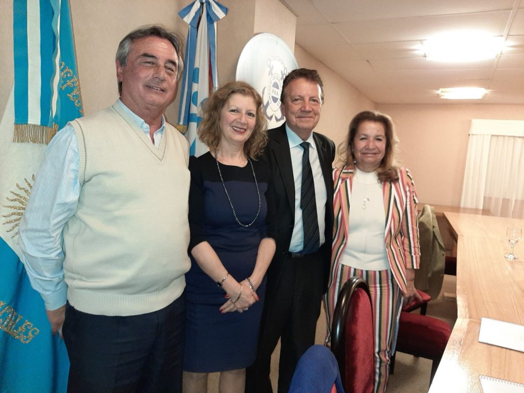 Dra. Rosa Rodríguez con Directivos FEDEMBA