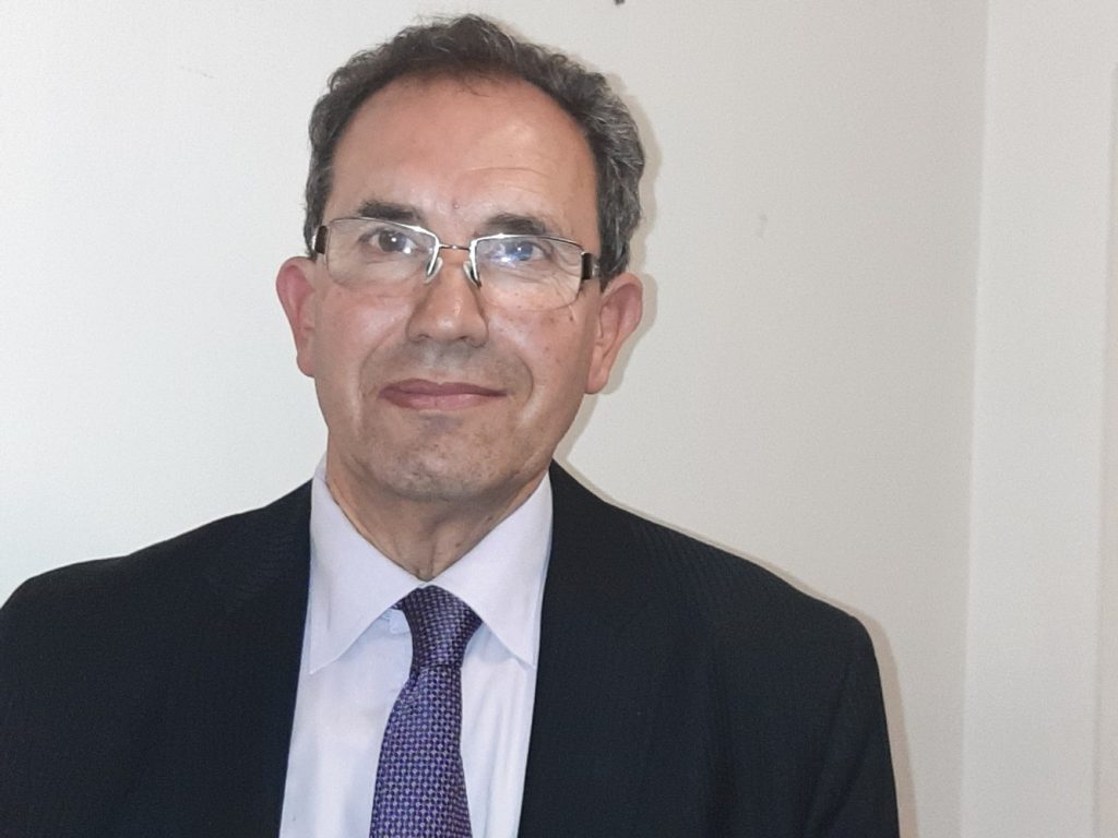 Dr. Roberto De Cicco