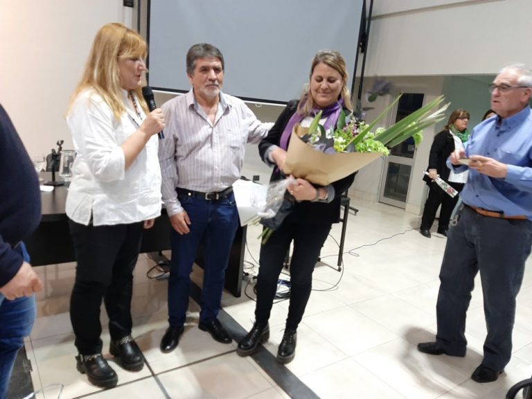 Festejo trayectoria de Rosana Soto