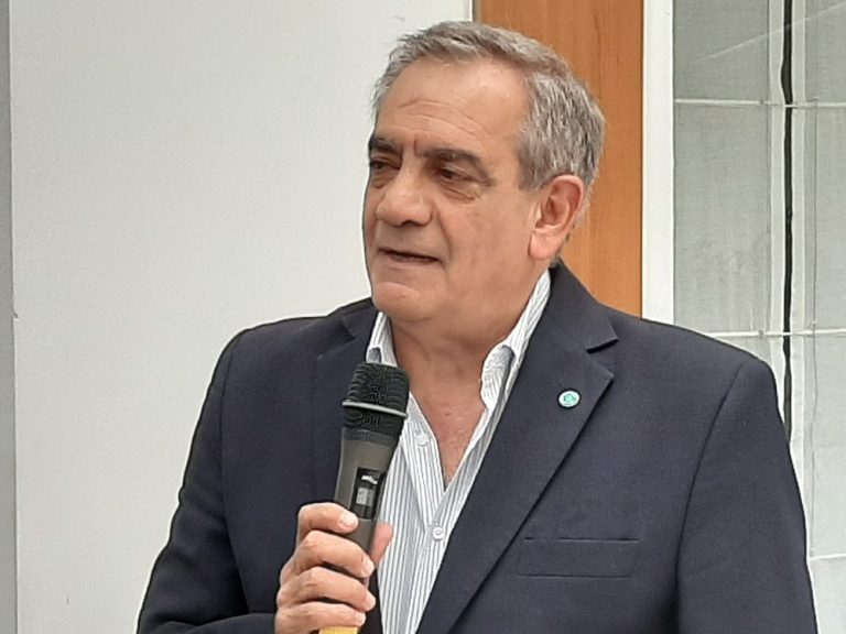 Dr. Carlos Iannizzotto