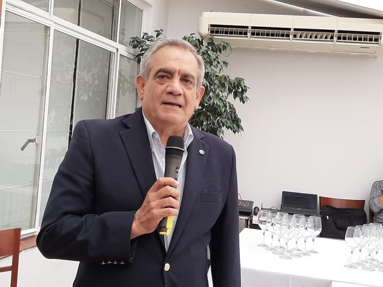 Dr. Carlos Iannizzotto