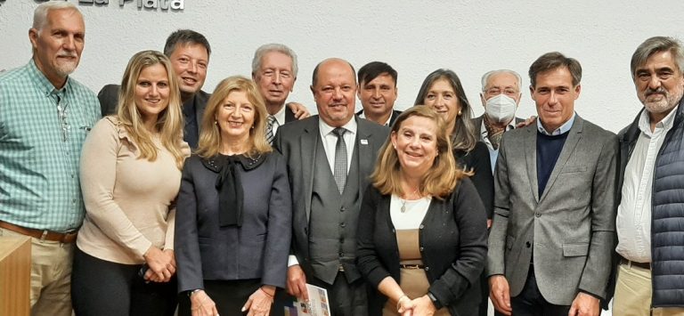 Con Conam y Rectora UCA