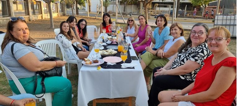 Almuerzo Cooperativo