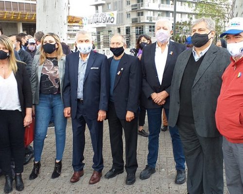 Autoridades asistentes al acto