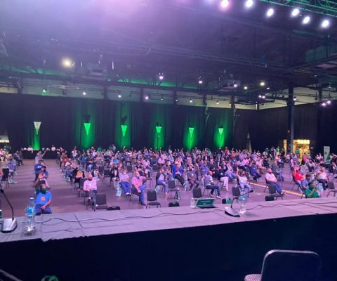 Salon con delegados AFA